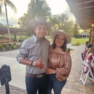 Meet your Posher, Eduardo